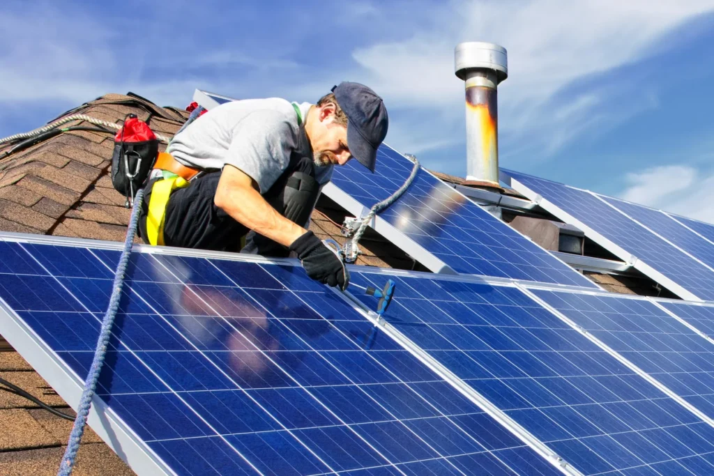 Roof solar panel installation, install Solar panels on the Roof